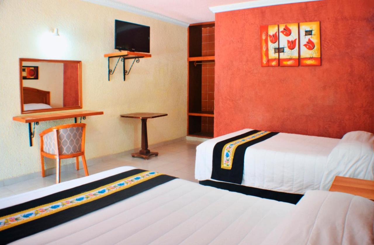 Hotel Hacienda Sanchez Valladolid  Bagian luar foto