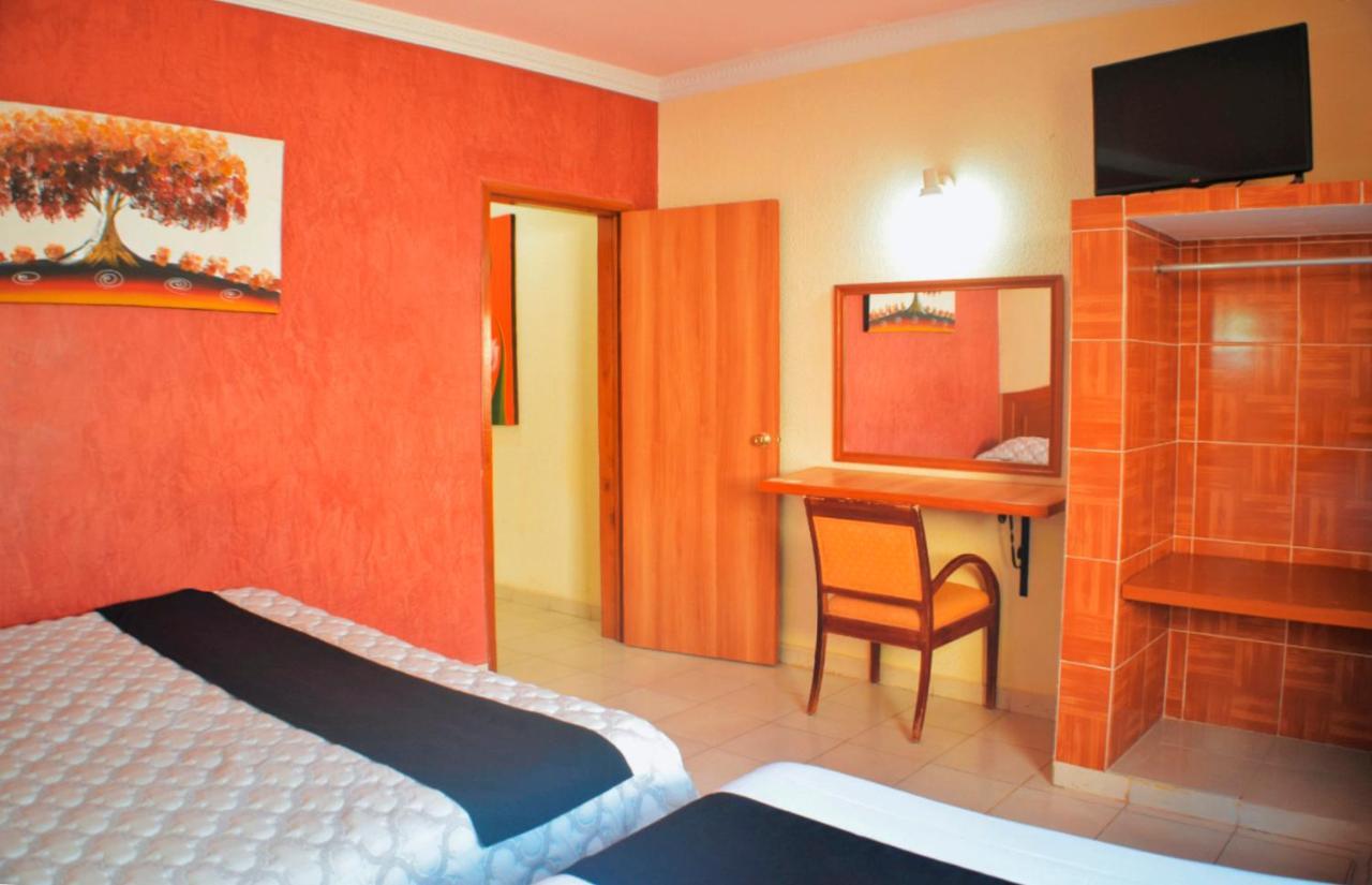 Hotel Hacienda Sanchez Valladolid  Bagian luar foto