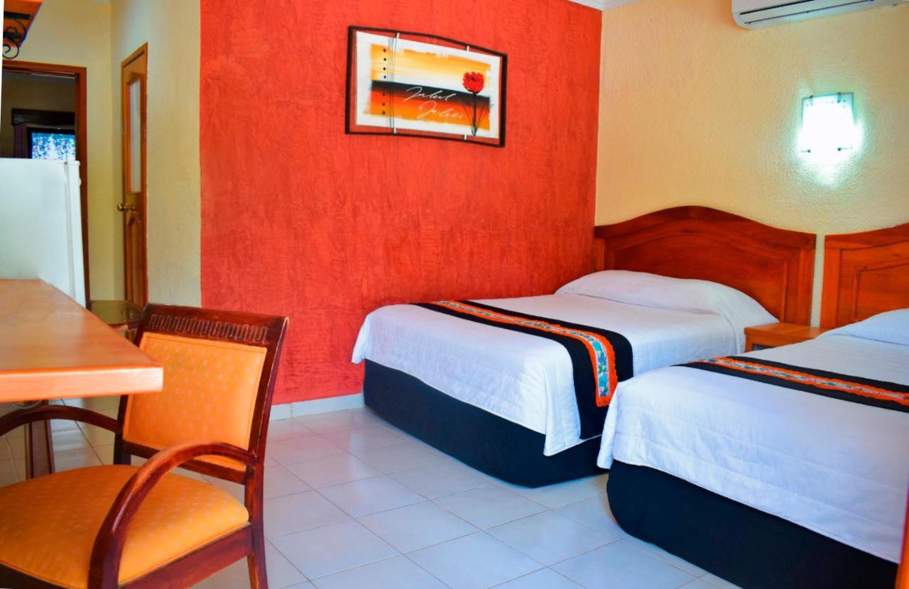Hotel Hacienda Sanchez Valladolid  Bagian luar foto