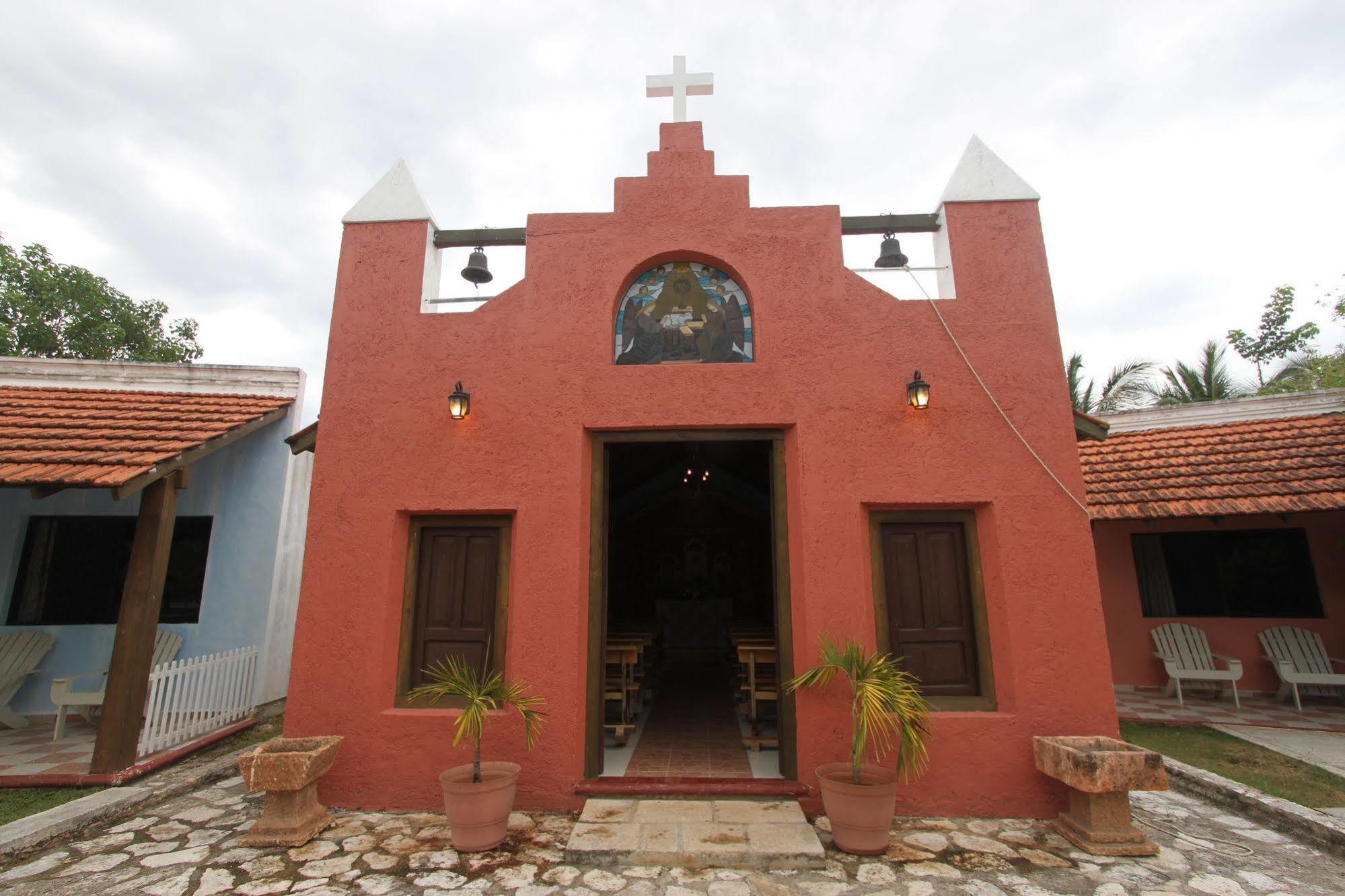 Hotel Hacienda Sanchez Valladolid  Bagian luar foto