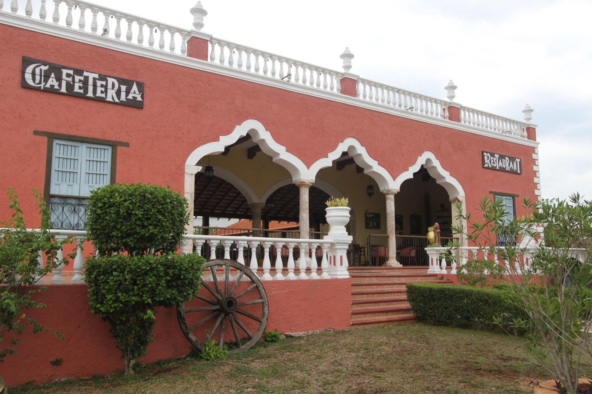 Hotel Hacienda Sanchez Valladolid  Bagian luar foto
